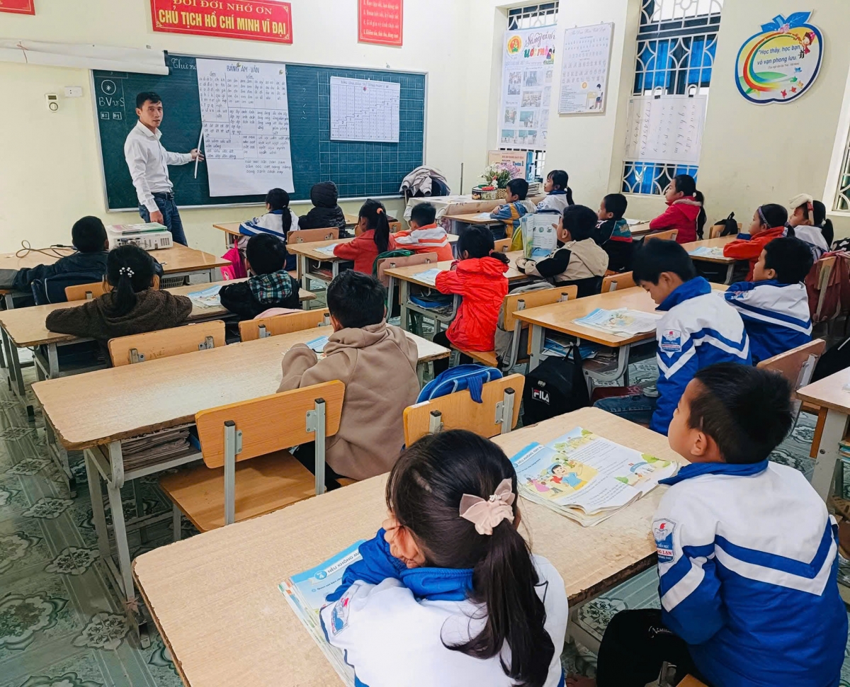 Tăng lương giáo viên, cao nhất gần 19 triệu đồng/tháng: Giữ chân và hút người trẻ